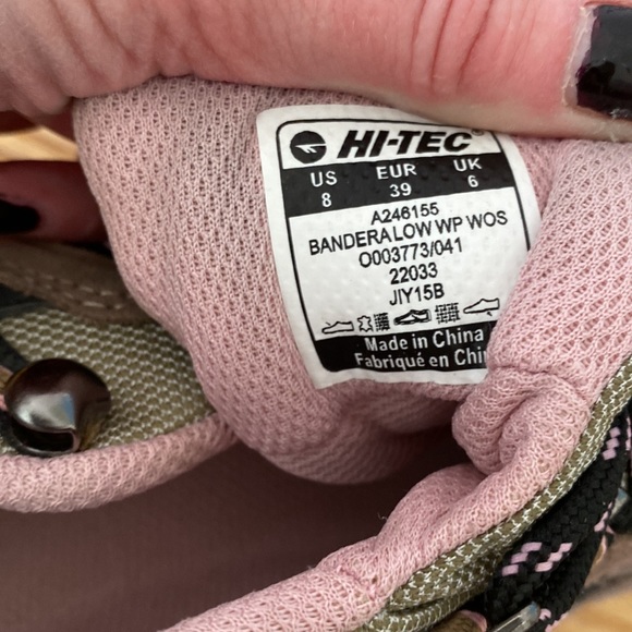 Like NEW Waterproof Hi-tec running/hiking - Picture 6 of 6